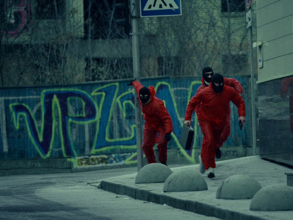 Музыканты &quot;ограбили&quot; цветочный магазин в Киеве ради странной цели